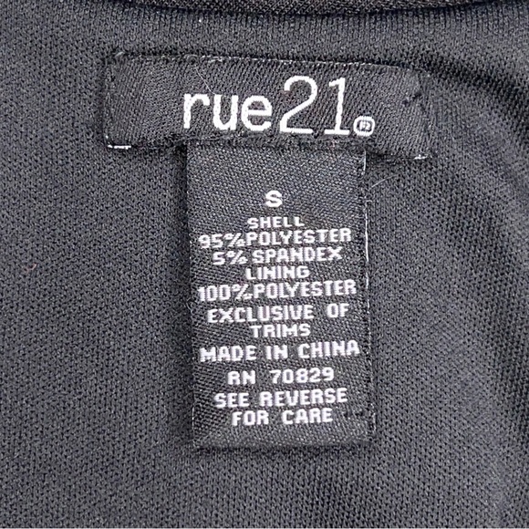 Small Rue21 Black Maxi Dress Sleeveless Stretch Lined Classic Goth - Picture 12 of 13